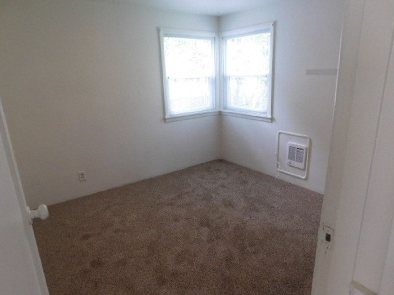 800 Rosemont Ave Nw - Photo 7 of 16
