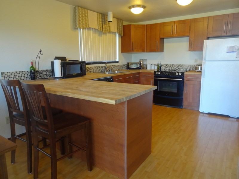 402 Lind Ave Nw - Photo 5 of 21