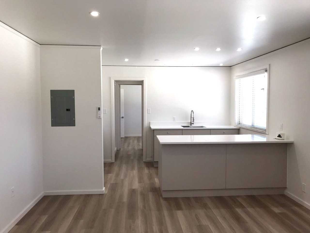 535 Kiva St #7 - Photo 2 of 12