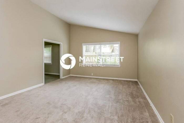 3424 Boxdale St - Photo 3 of 16