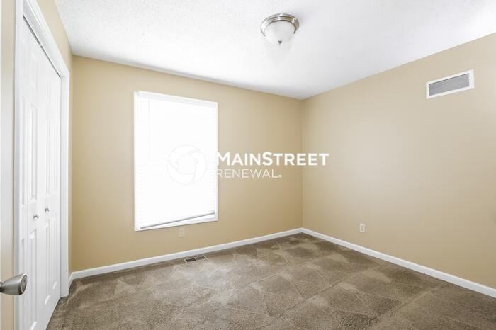 216 W Heritage Dr - Photo 7 of 17