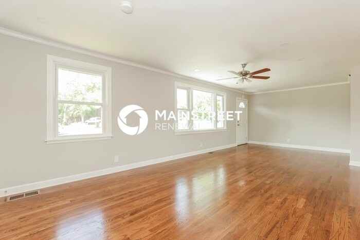 606 Tuckahoe Dr - Photo 3 of 17