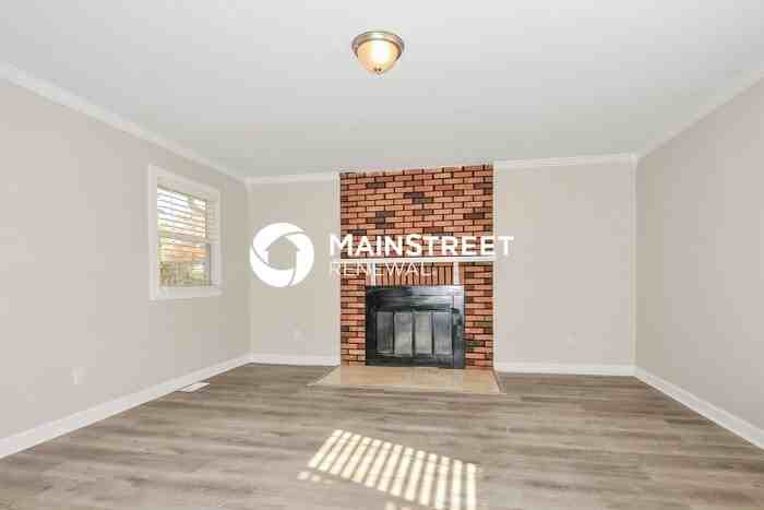 2247 Foggy Bottom Dr - Photo 2 of 17