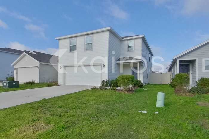 8708 Sw 43rd Ter - Photo 4 of 34