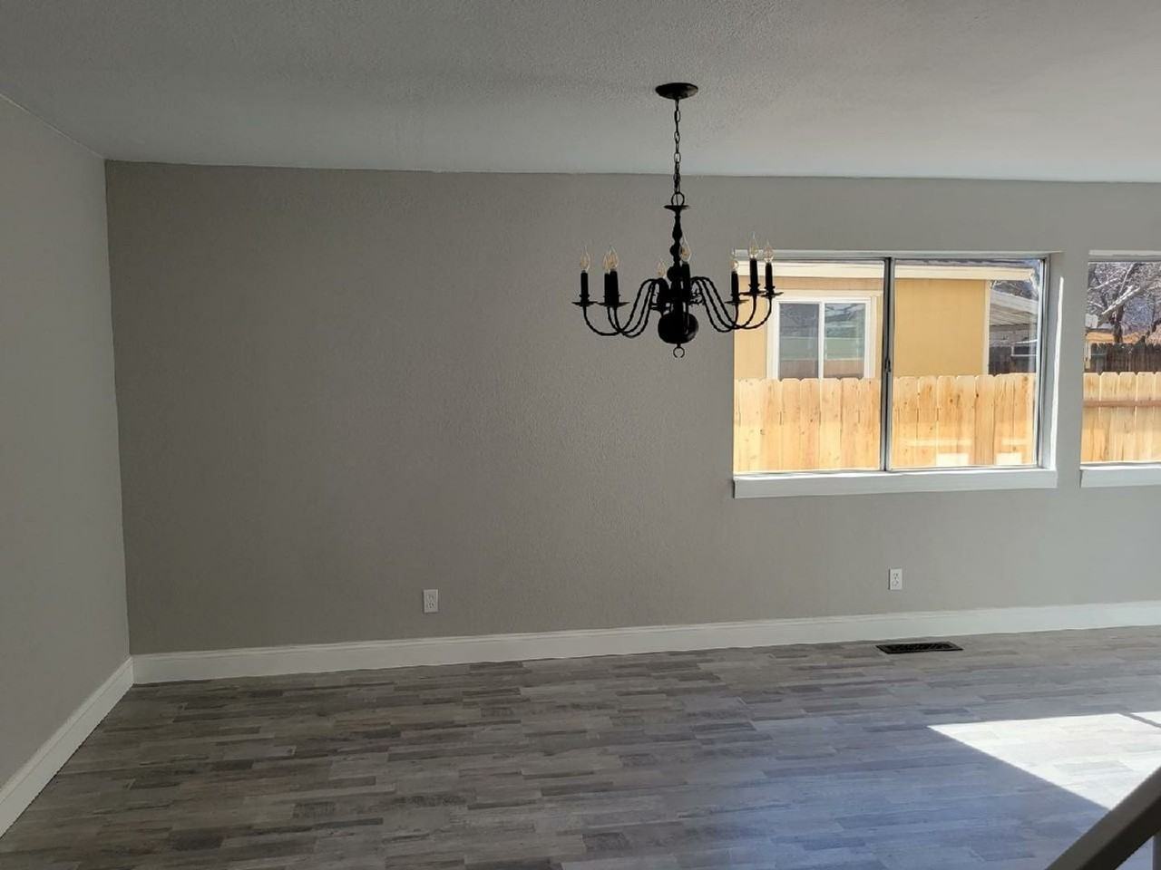 1272 Skylark St - Photo 6 of 32