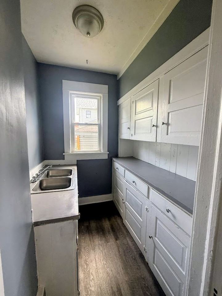 2359 Mahoning Rd Ne - Photo 6 of 12