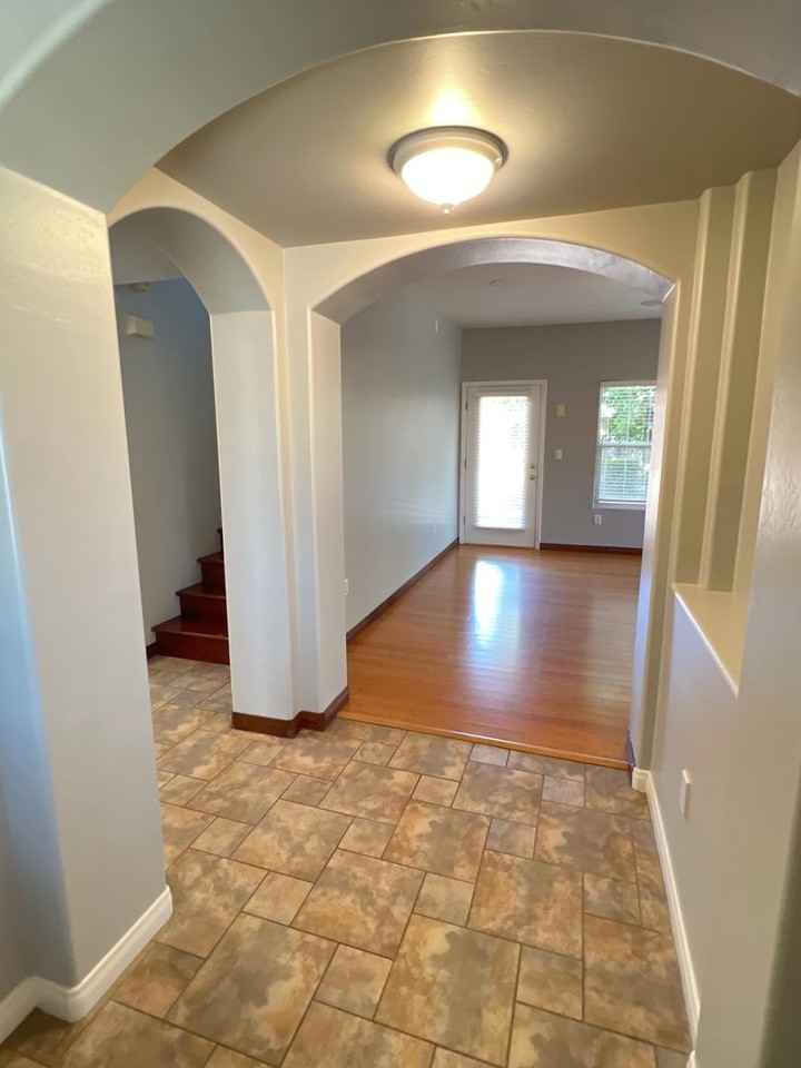 3006 Tresselwyck Ln - Photo 3 of 34