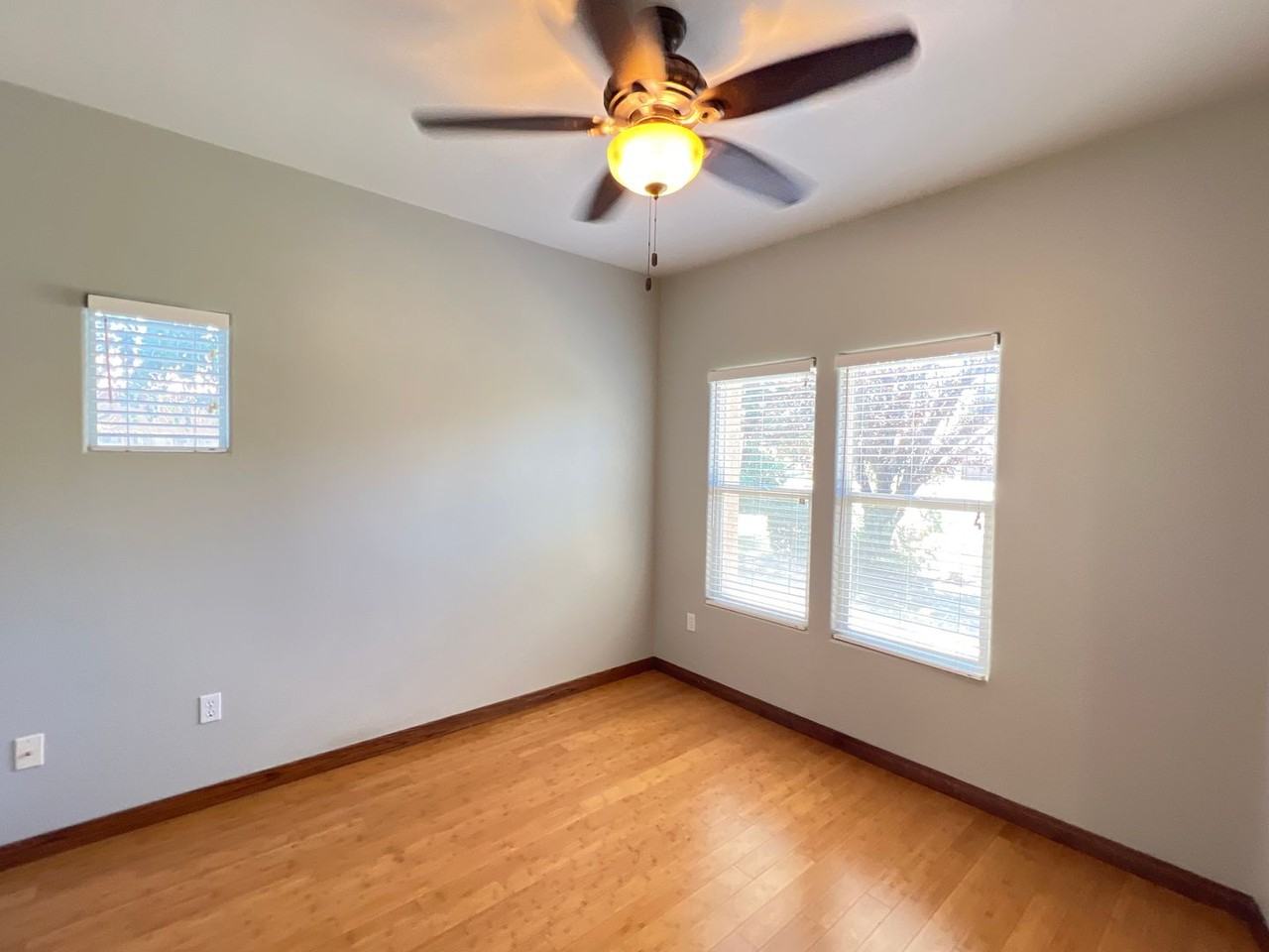 3006 Tresselwyck Ln - Photo 4 of 34