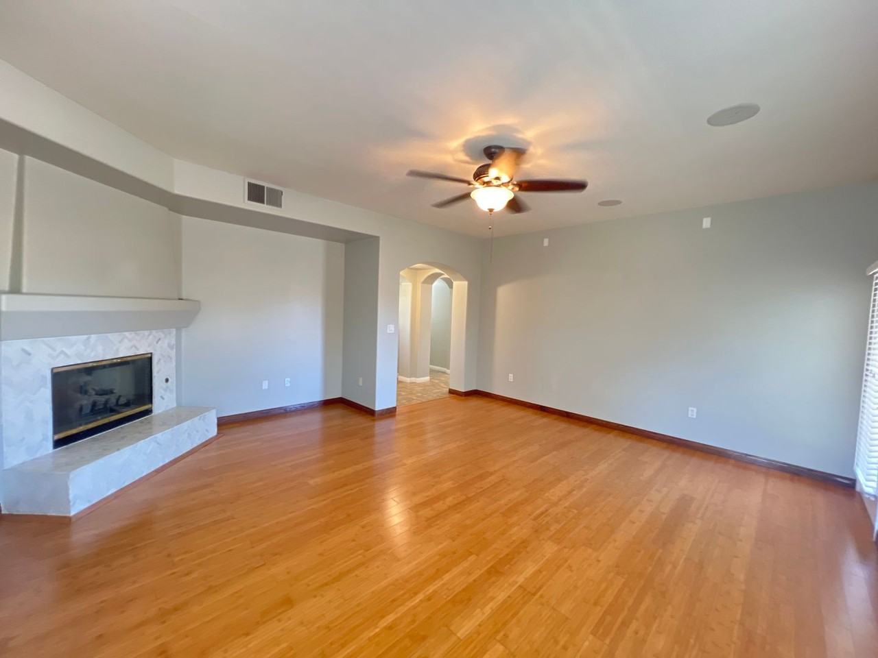 3006 Tresselwyck Ln - Photo 7 of 34