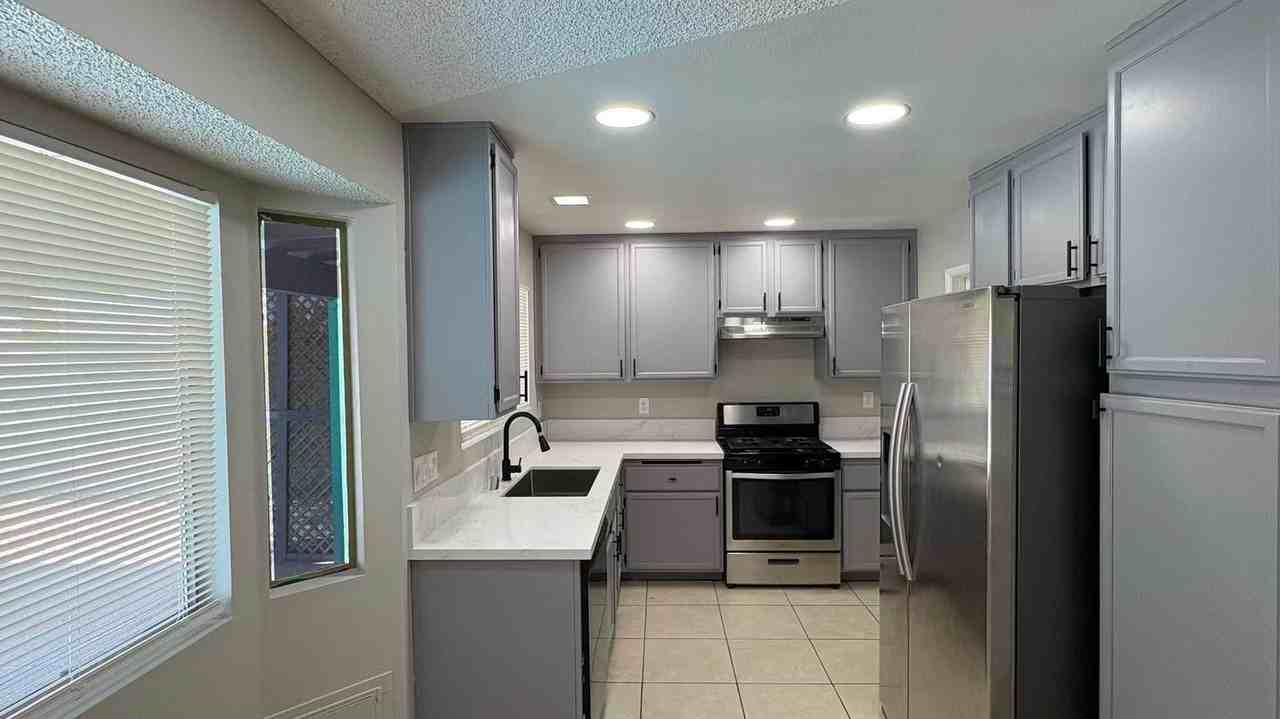 4325 Newcastle Rd - Photo 5 of 23