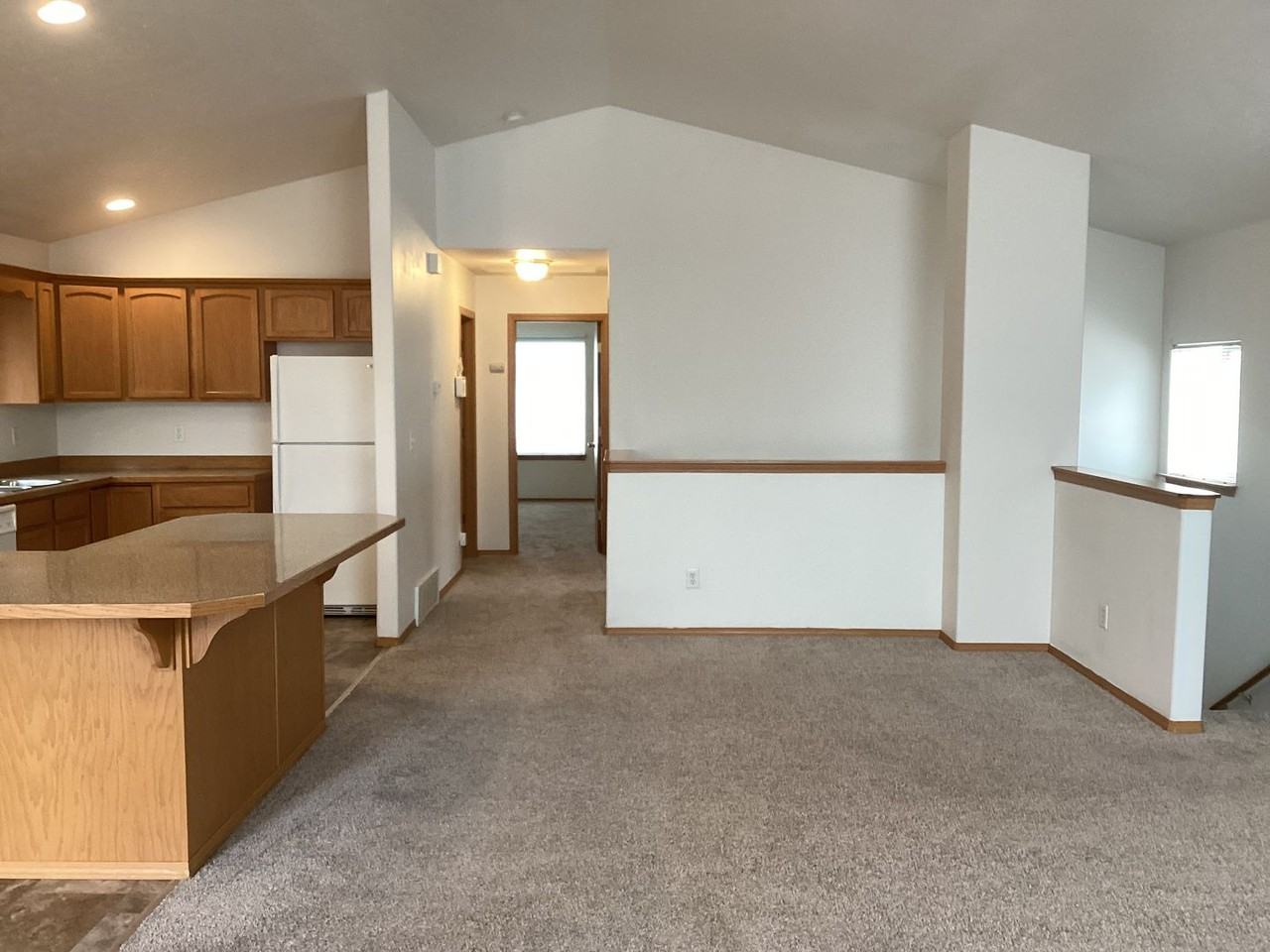 1102 S Aspen Pl - Photo 5 of 12