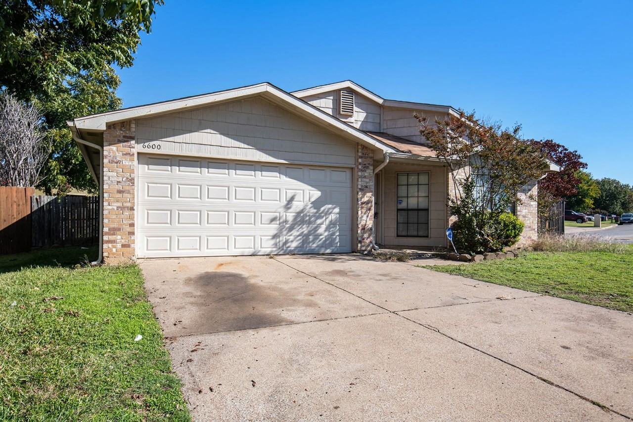 6600 Brookhaven Ct - Photo 2 of 24