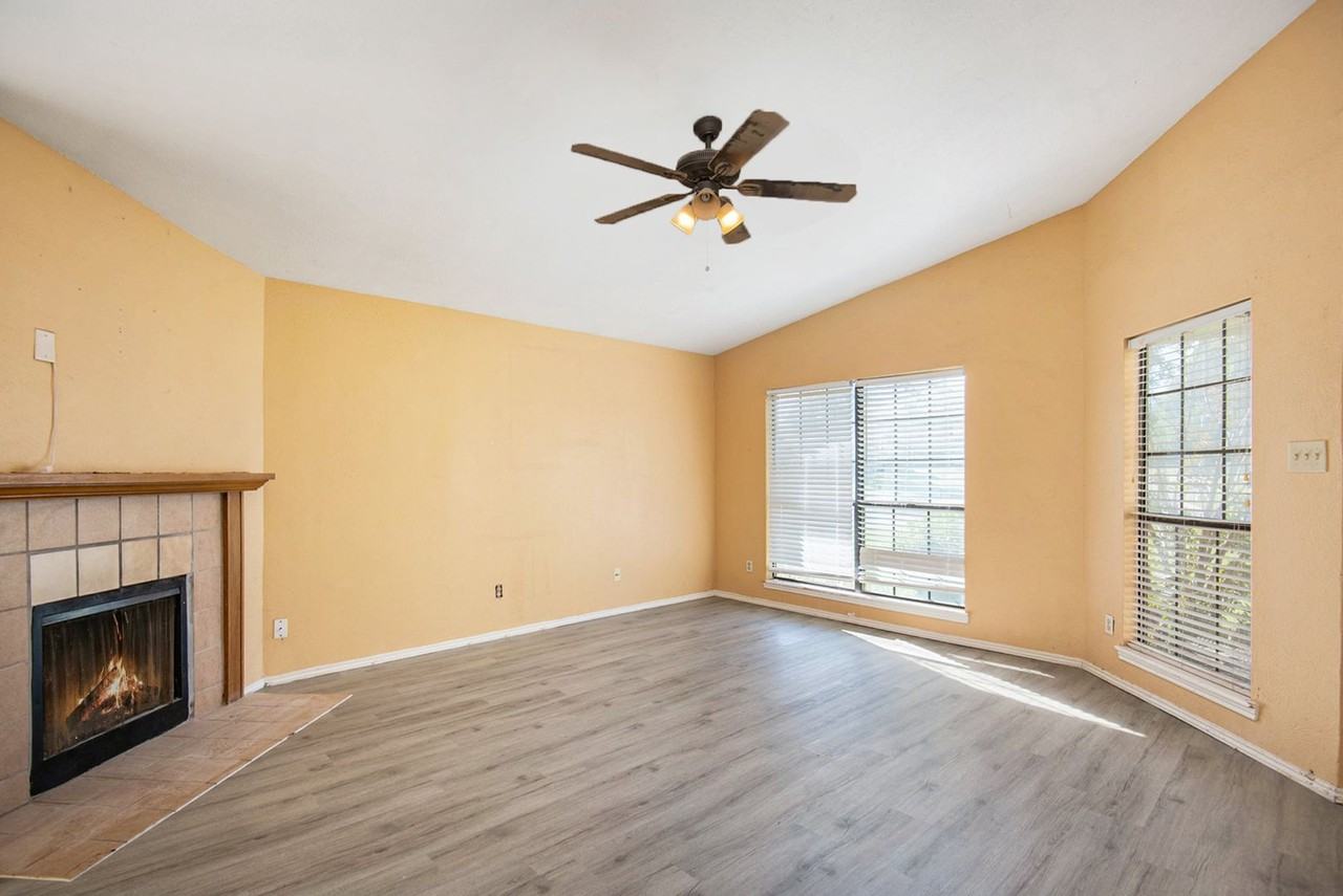 6600 Brookhaven Ct - Photo 5 of 24