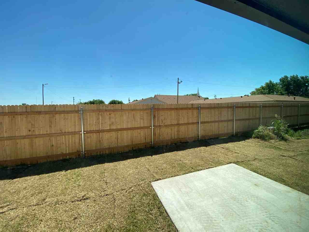 5202 Oakwood Villas Ct - Photo 5 of 11