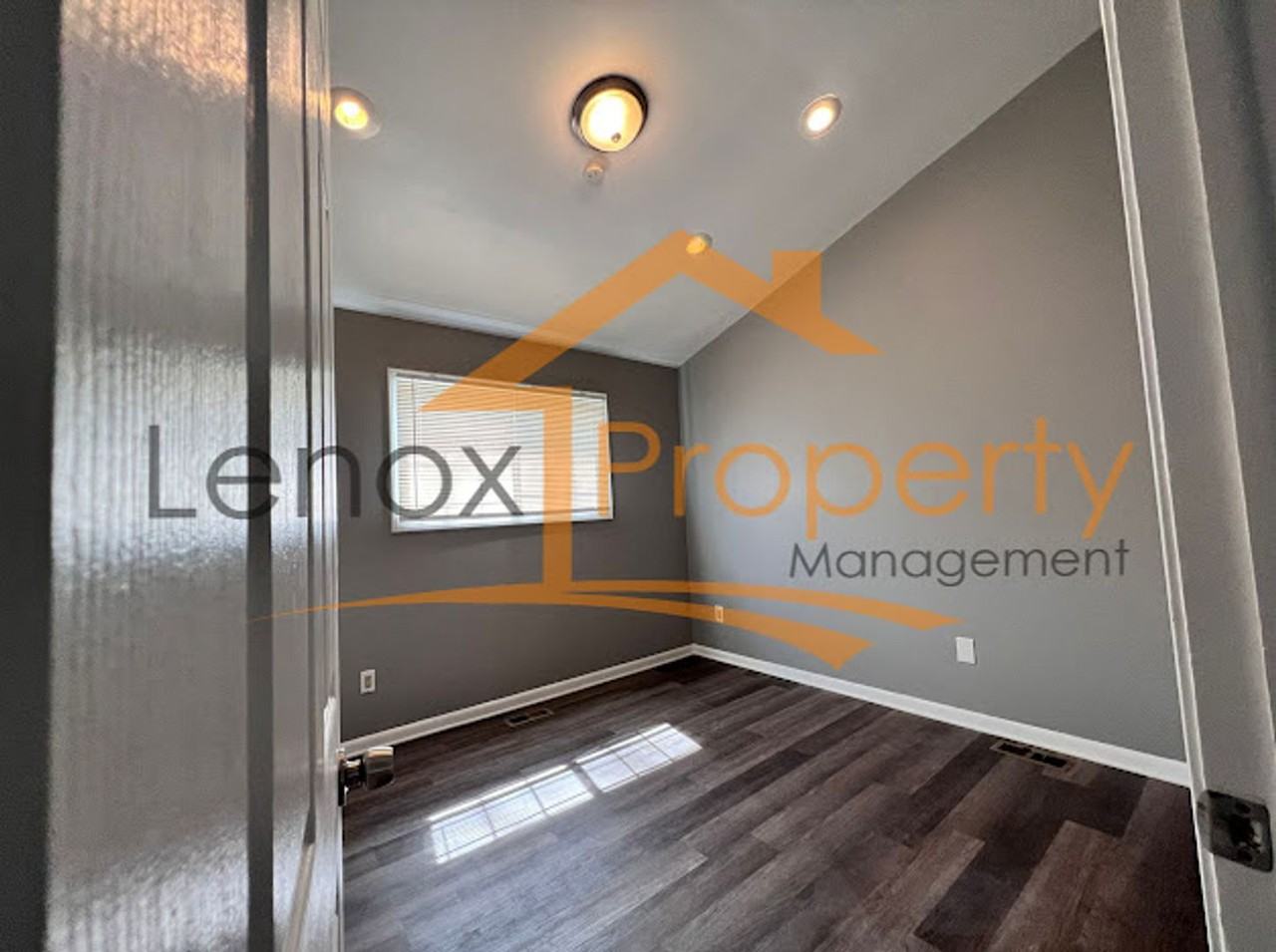 30884 Steinhauer St - Photo 6 of 25