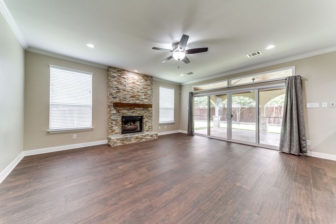 8603 Taylor Walk - Photo 5 of 25