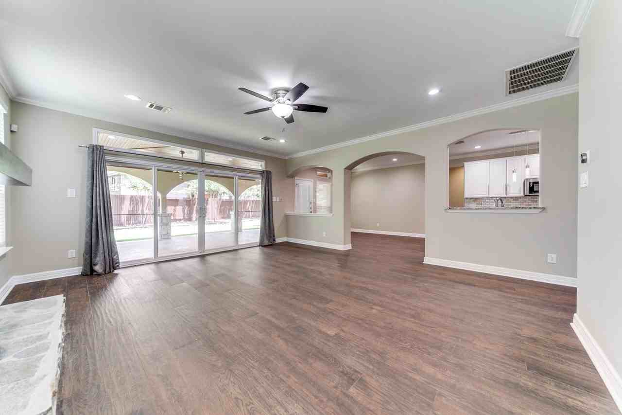 8603 Taylor Walk - Photo 6 of 25