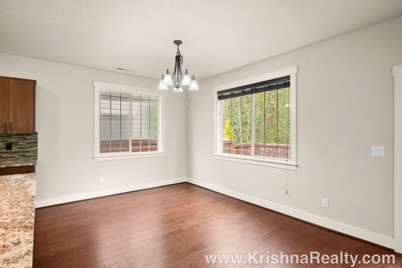 7515 Ne Owens St - Photo 6 of 27