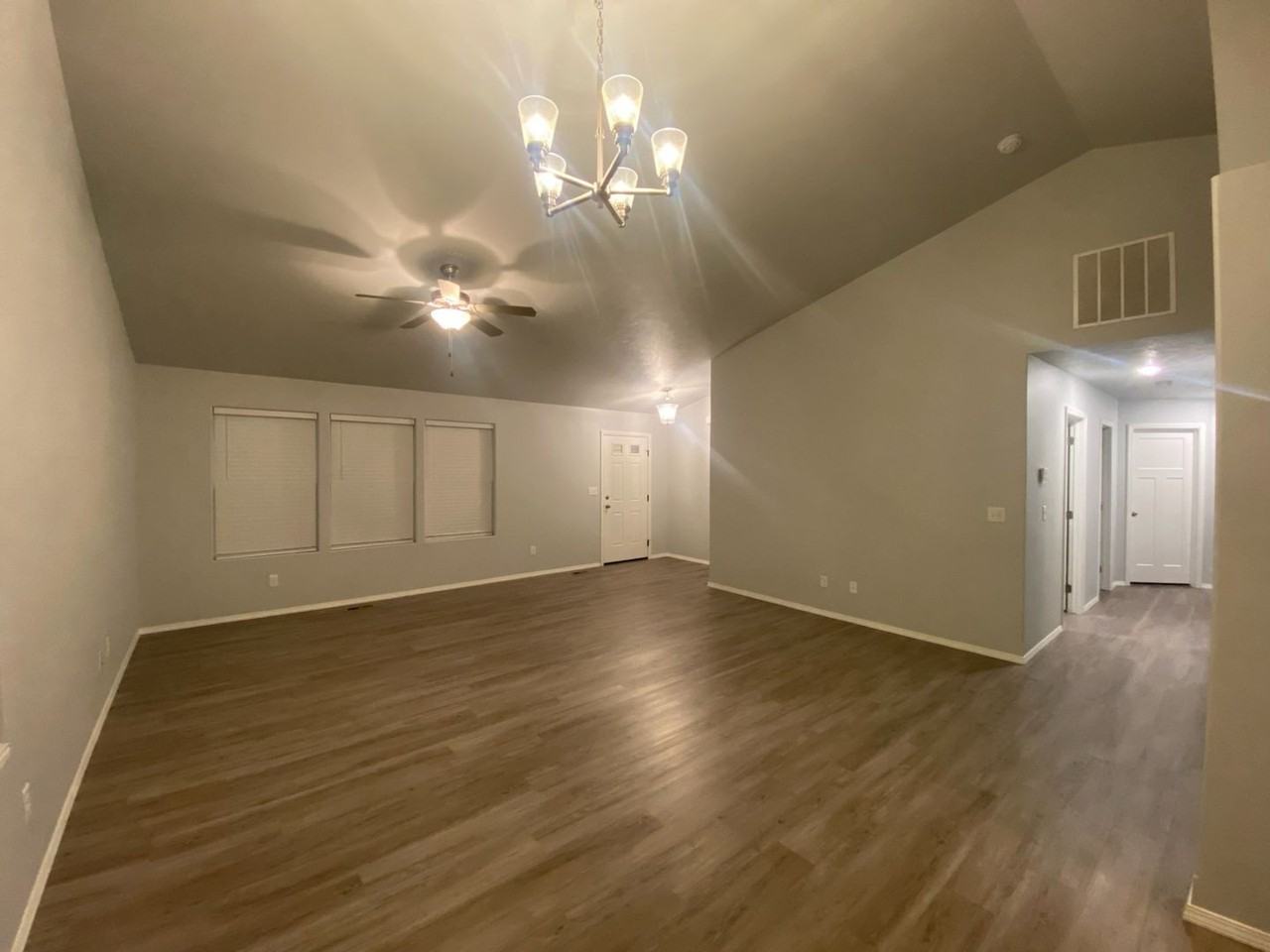 817 S Apple Pl - Photo 6 of 17