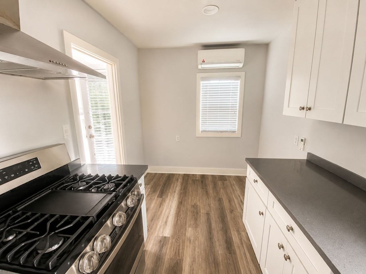 88 S Allen Ave - Photo 5 of 39