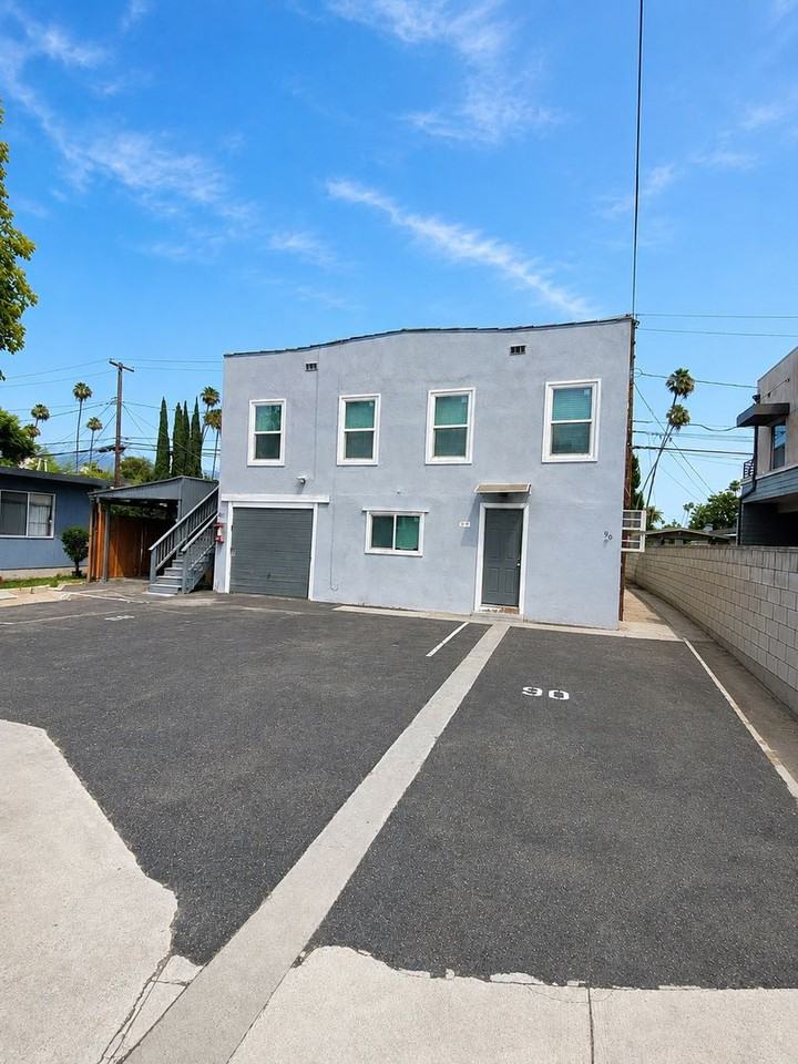 88 S Allen Ave - Photo 4 of 38