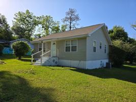 featured image of 447 W 6th Ave