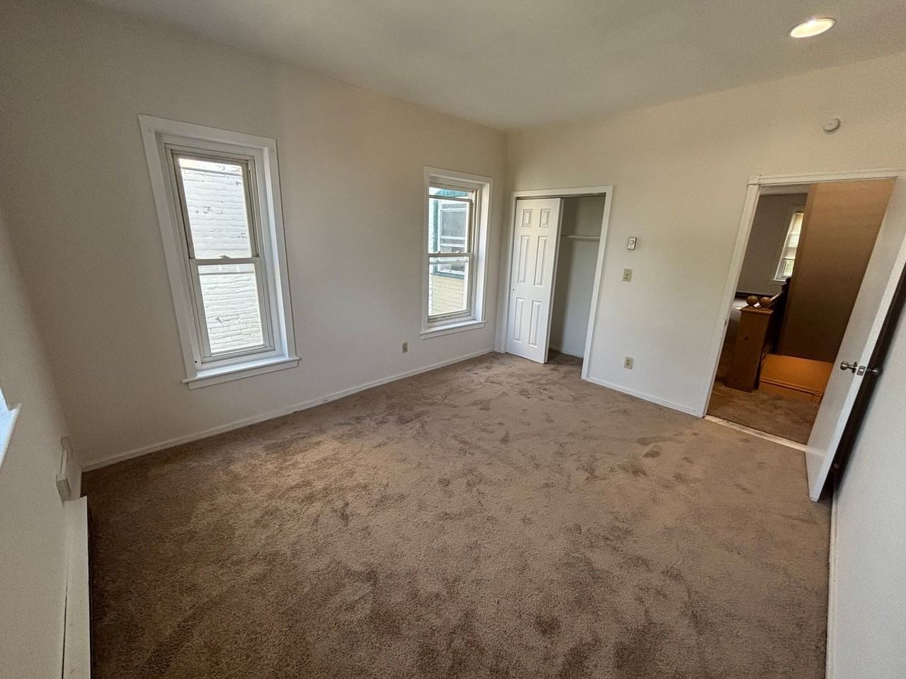 31 N 11th St - Photo 3 of 15
