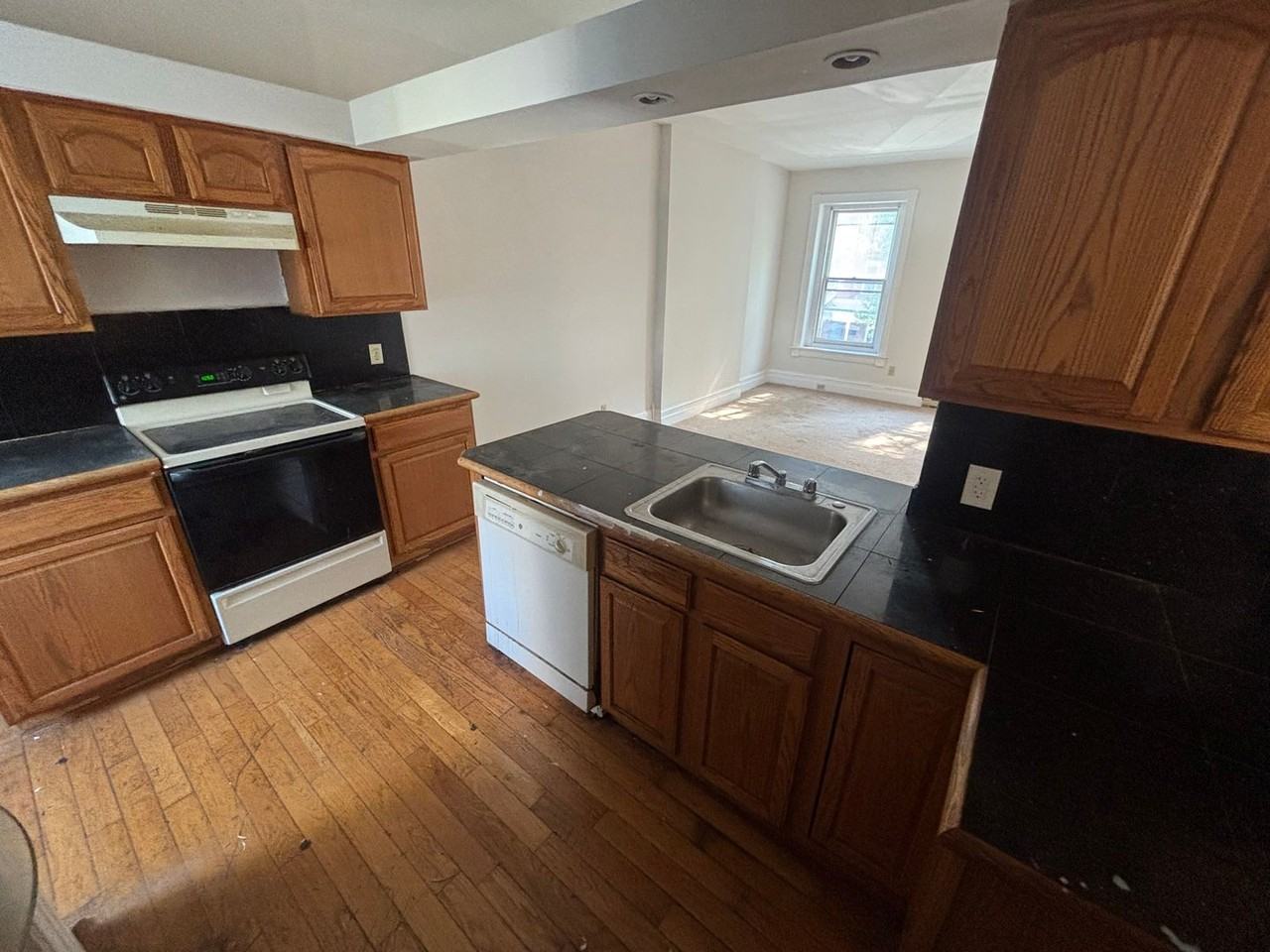 31 N 11th St - Photo 7 of 15
