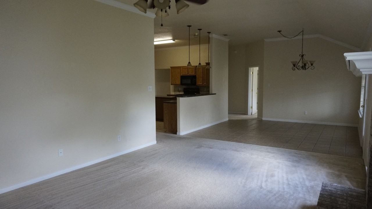 5404 Hunters Ridge Trl - Photo 7 of 26