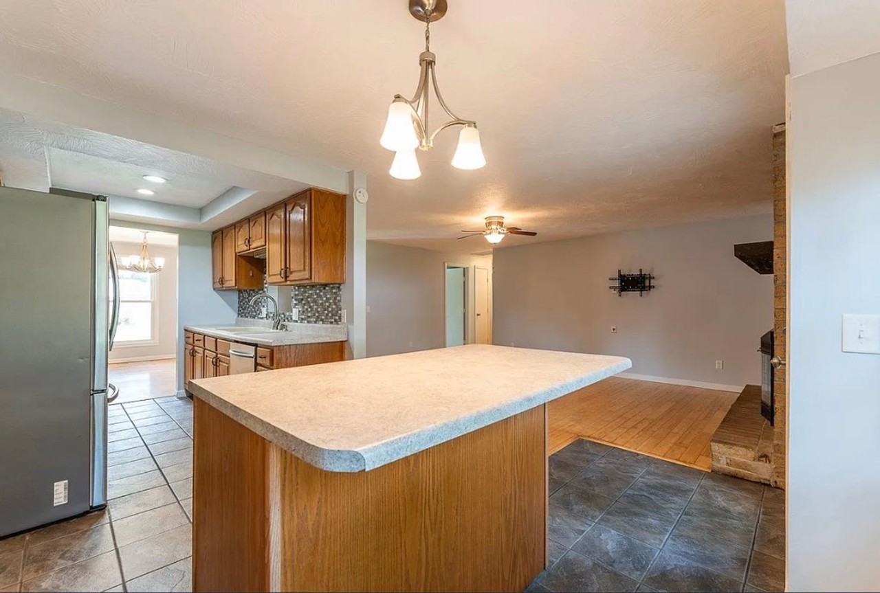 2118 S Suprema Ave - Photo 6 of 18