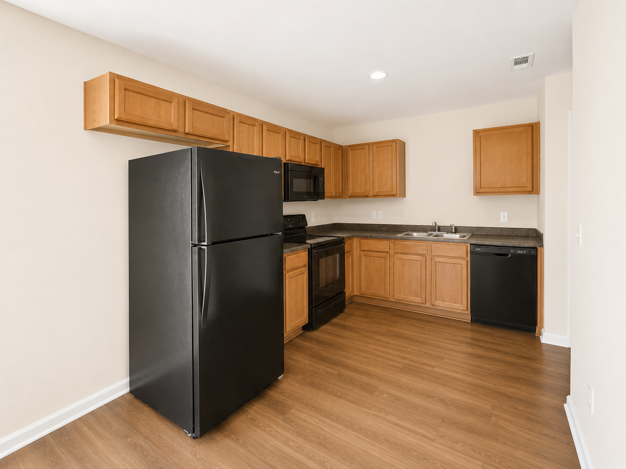 81 Roseberry Cir - Photo 2 of 22
