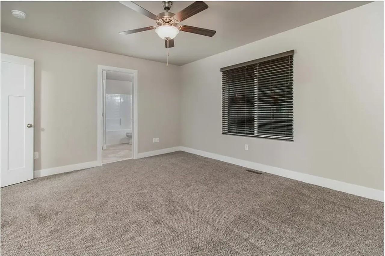 1511 W Pyrite Ln #B - Photo 4 of 10