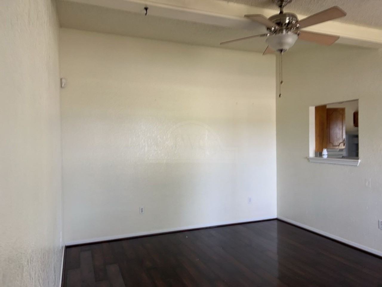 2224 Spicewood Dr - Photo 3 of 10
