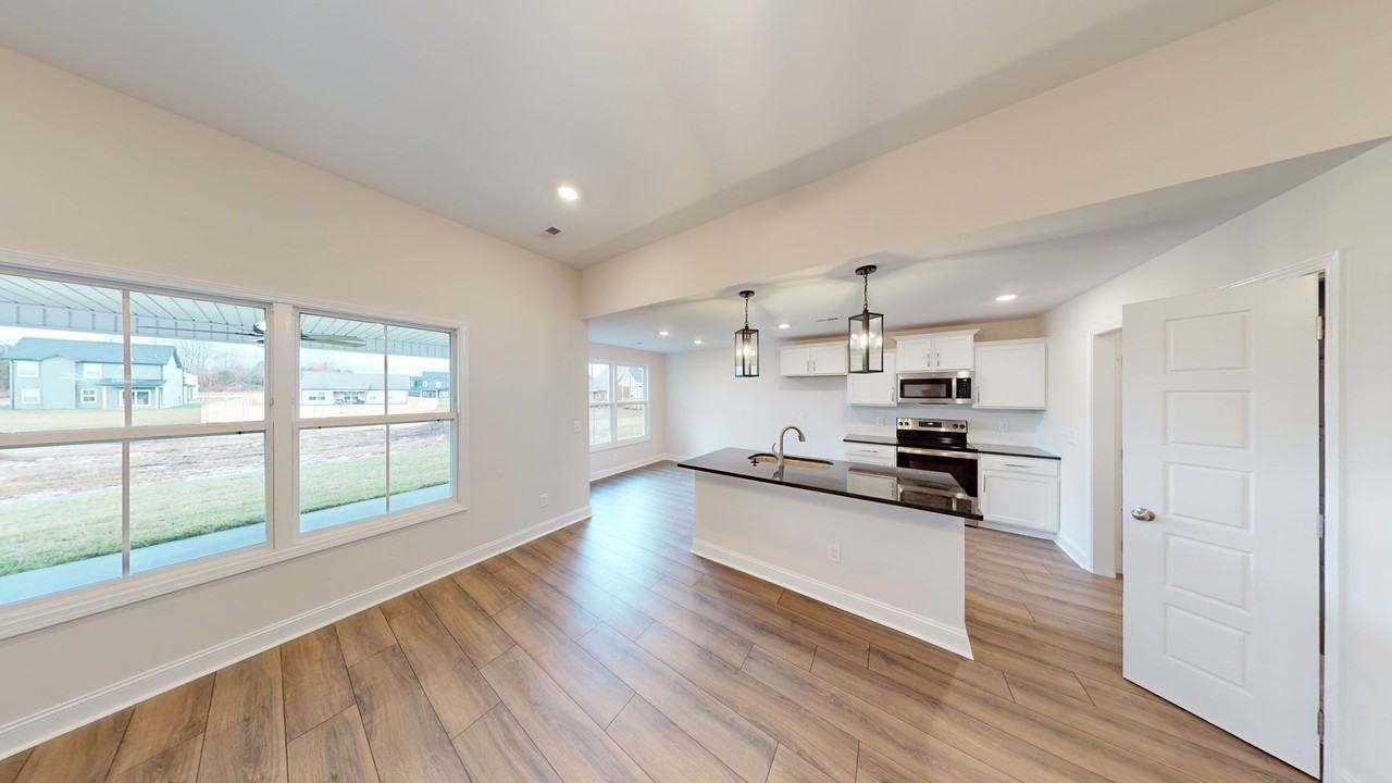 236 Donegal Dr - Photo 6 of 11