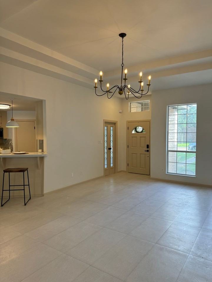 1703 Terrace Dr - Photo 2 of 49