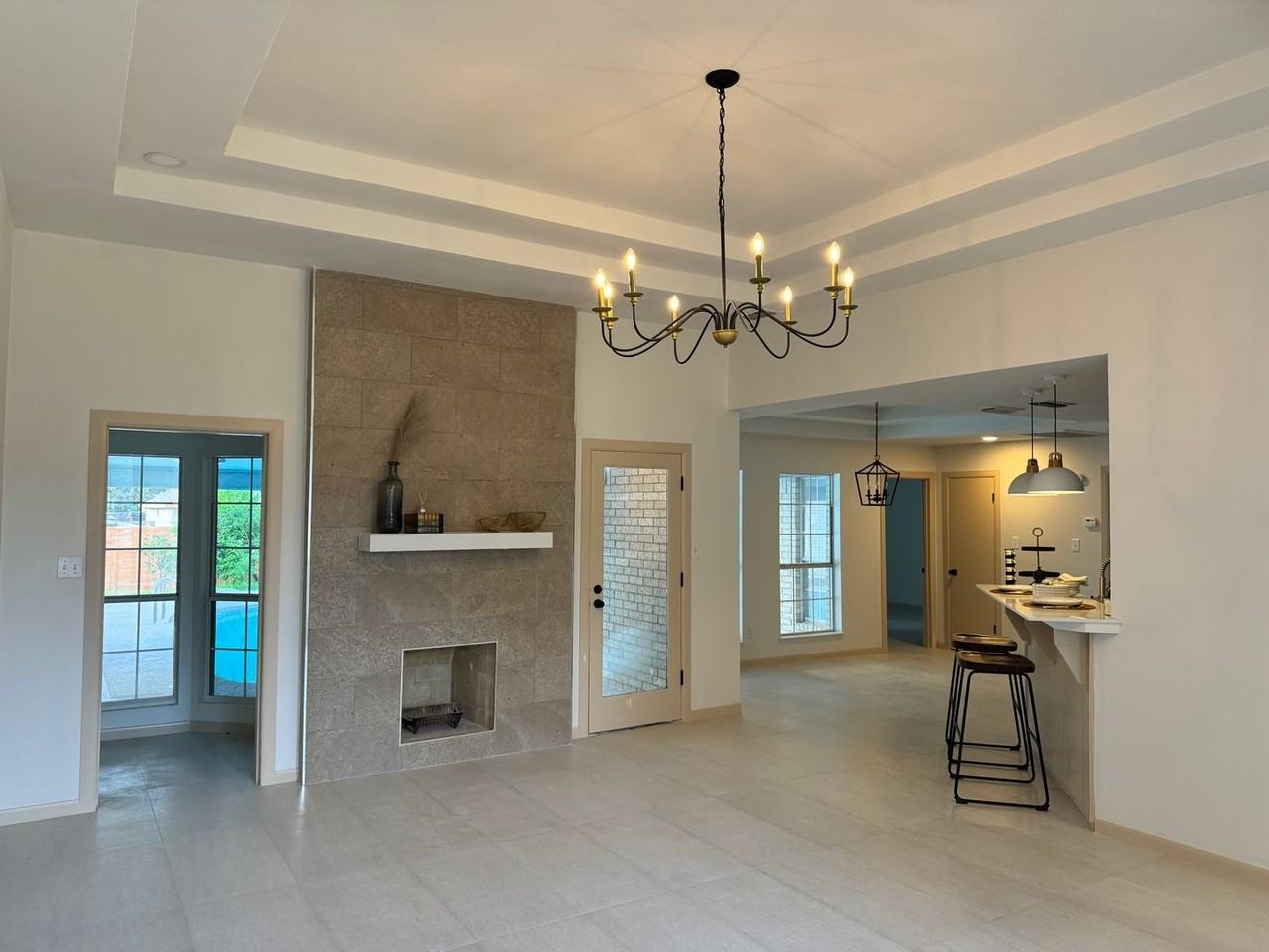 1703 Terrace Dr - Photo 5 of 49