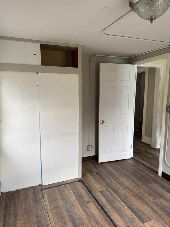 420 S 6th St - Photo 2 of 18