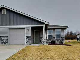 featured image of 8111 Sw 3rd St