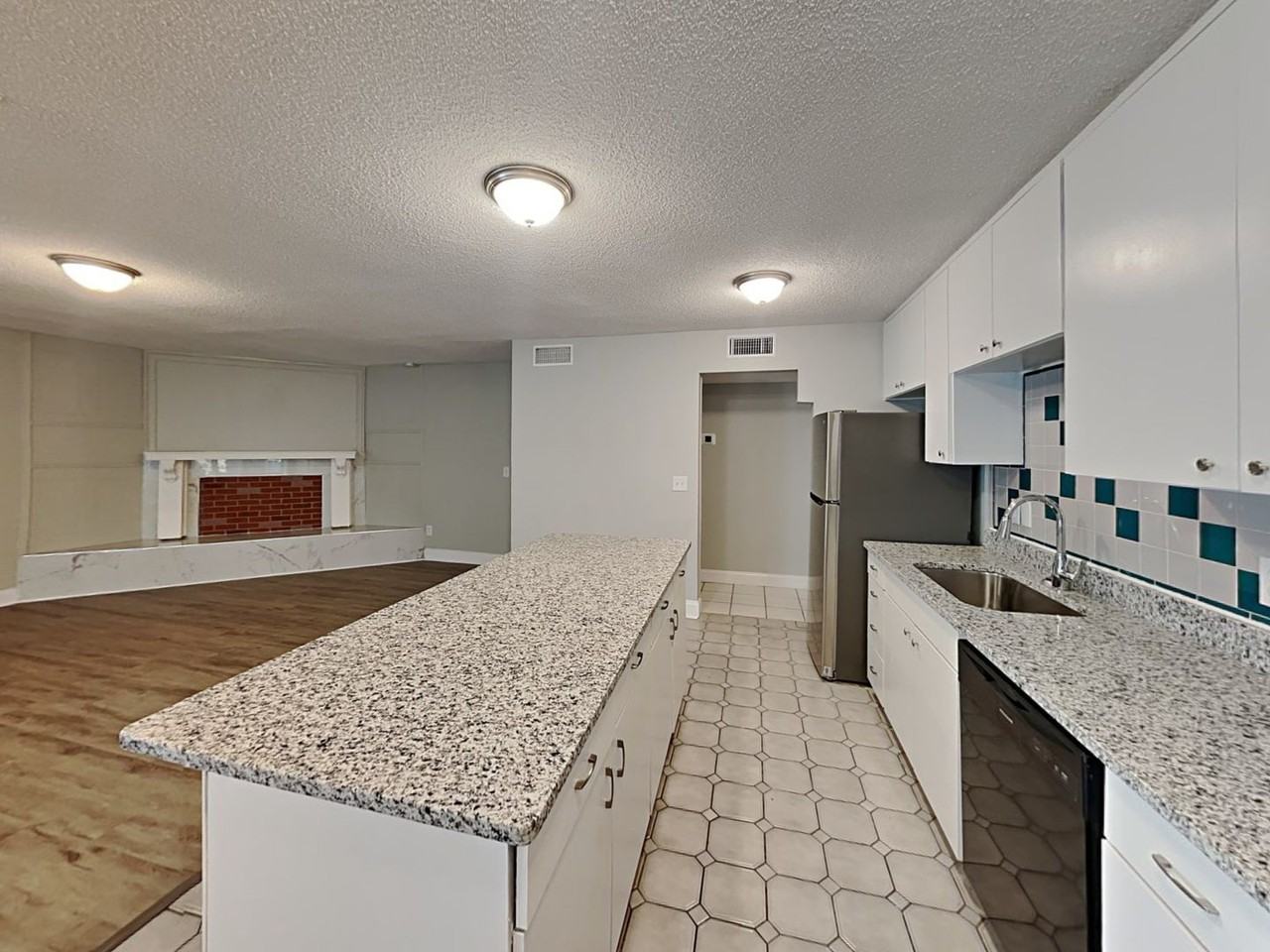 7215 Sharbeth Dr S - Photo 4 of 17