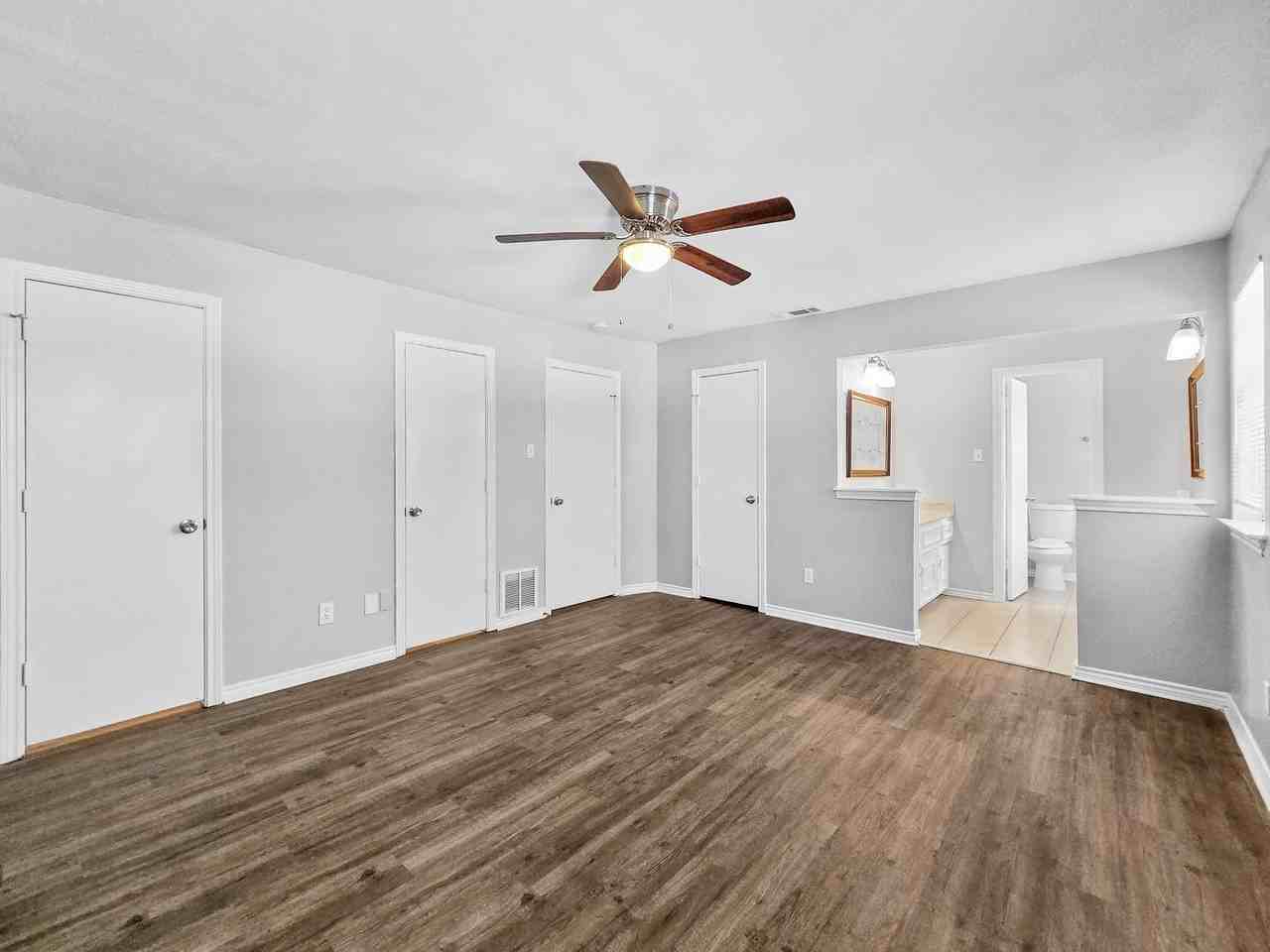 2404 Dalgreen Dr - Photo 5 of 16