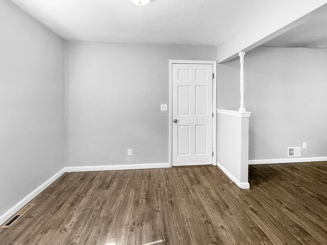 8307 Ditzler Ave - Photo 5 of 14