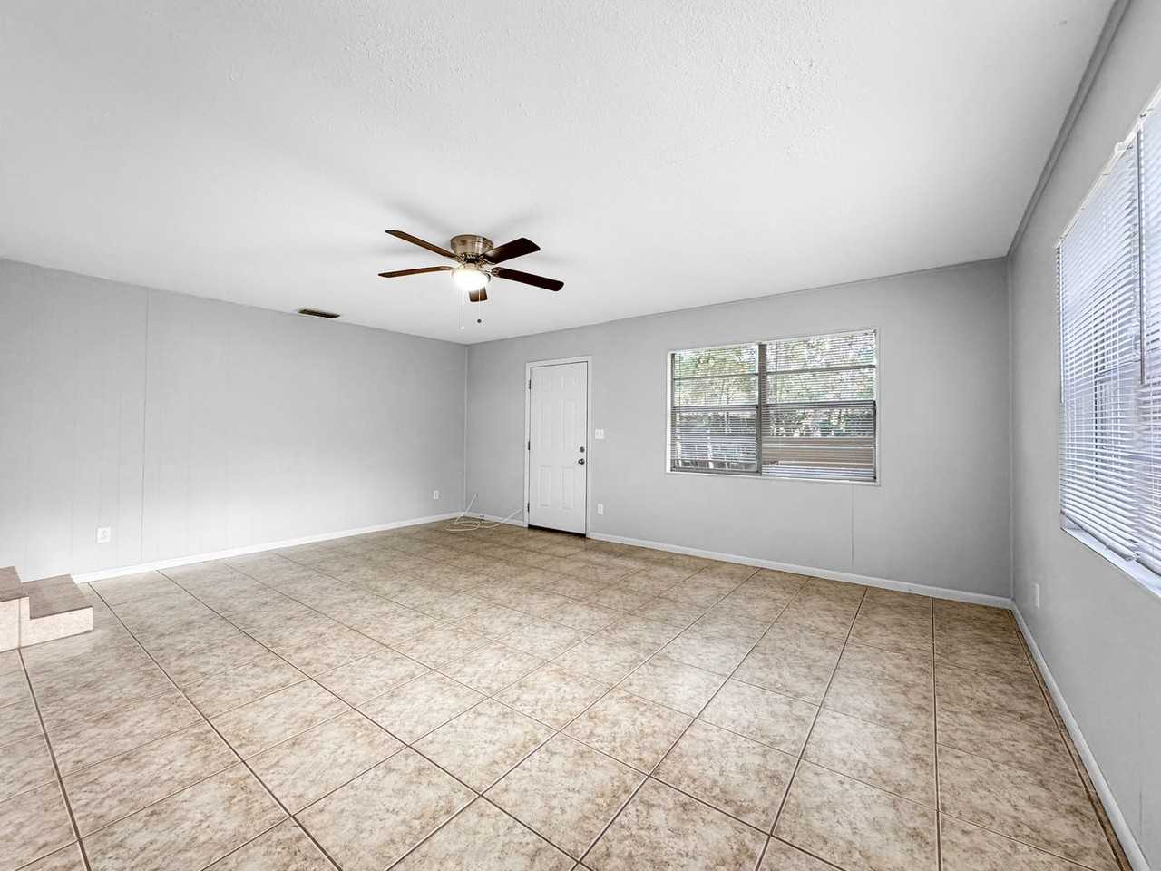 1510 S Miller Rd - Photo 5 of 17