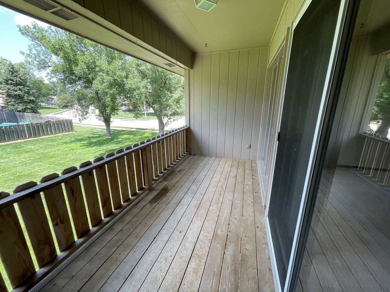 12814 S 28th Ave - Photo 6 of 14