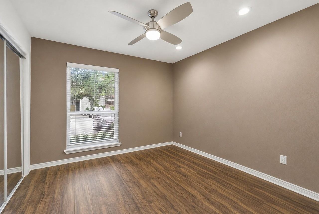 15909 Stillwood St - Photo 7 of 15