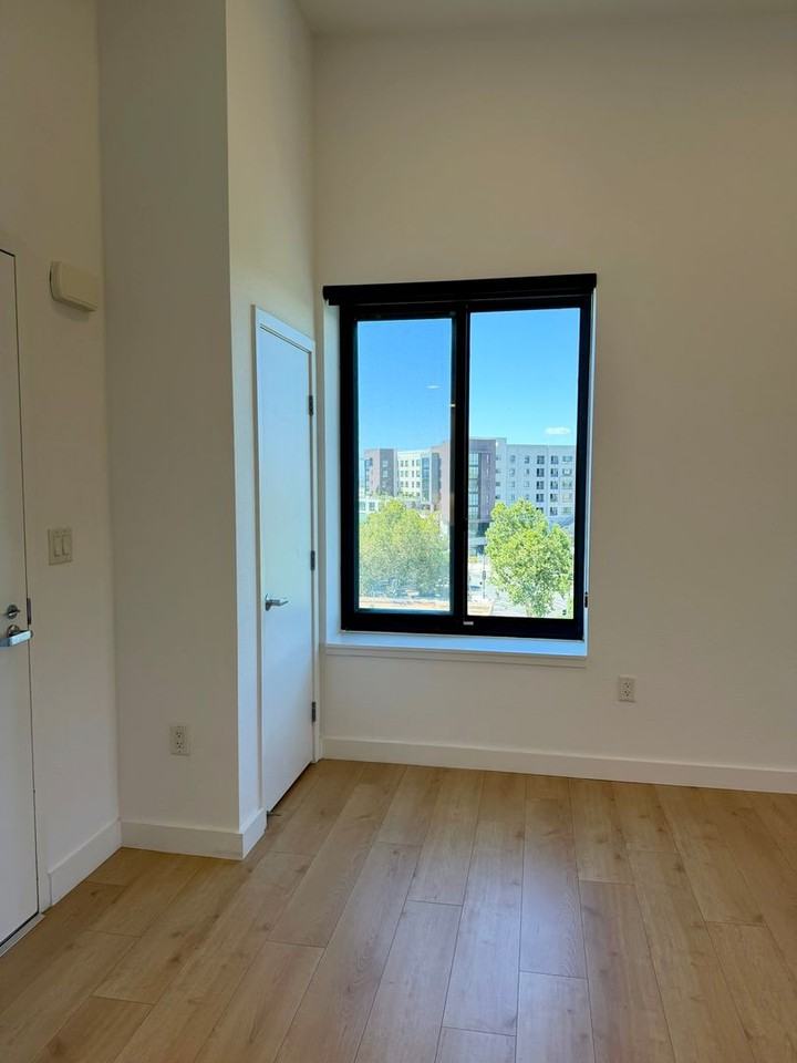 88 Bush St #4133 - Photo 2 of 46