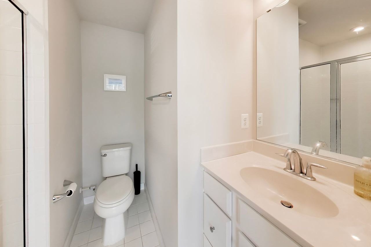 16212 Bushwick Pl - Photo 6 of 30