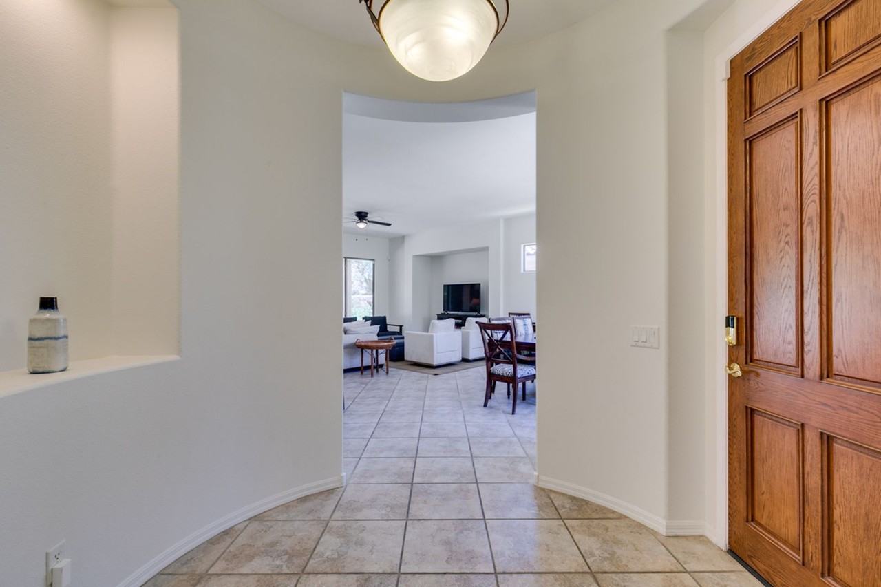 8 Kennesaw Rd - Photo 5 of 44