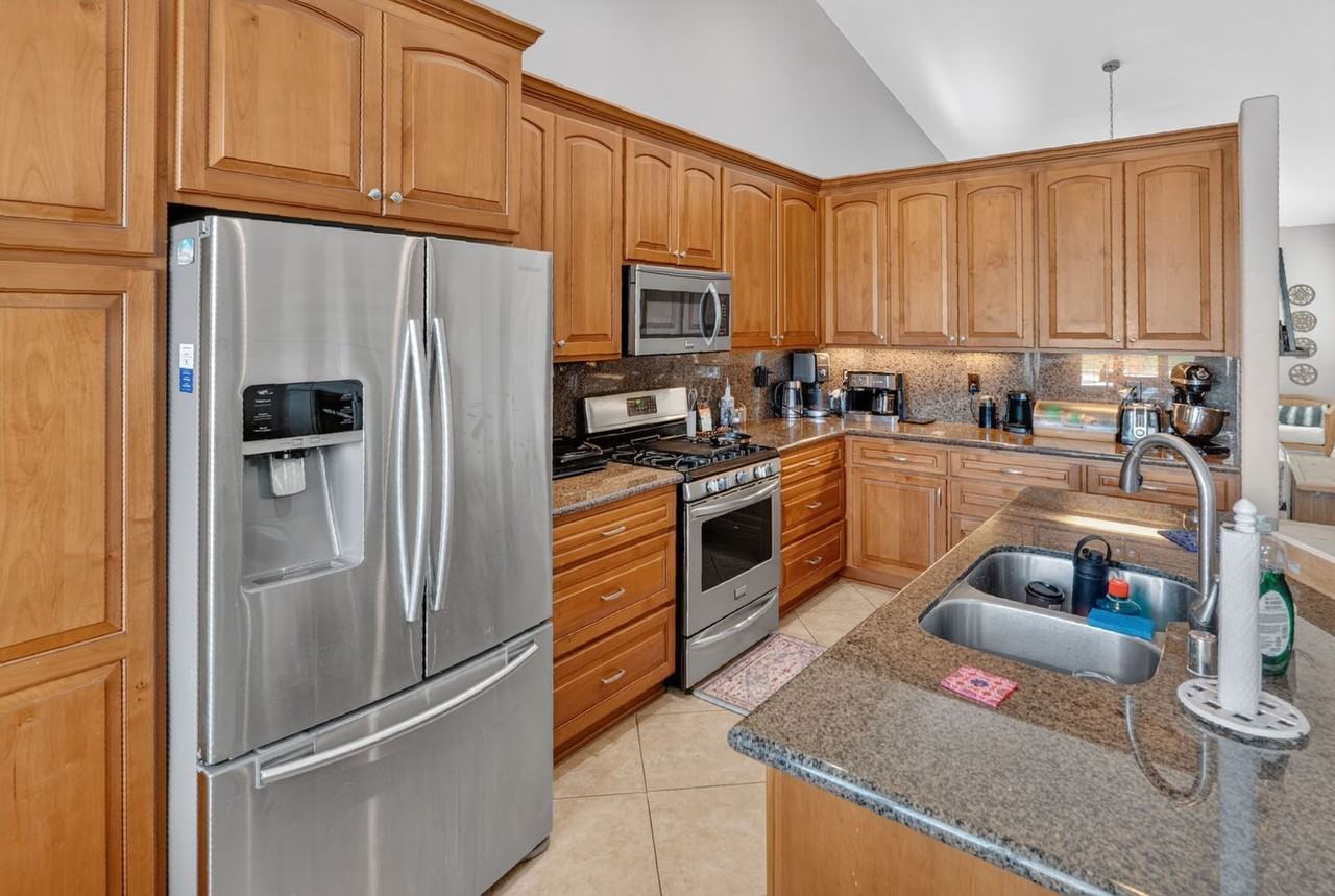 1528 Knoll Park Gln - Photo 2 of 36