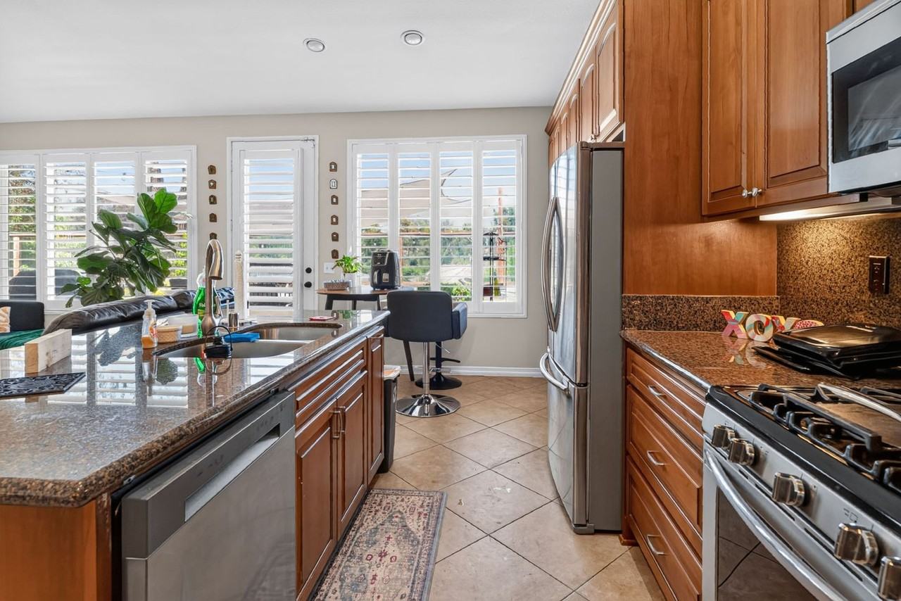 1528 Knoll Park Gln - Photo 6 of 36