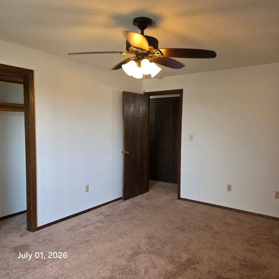 South View Apartments - Photo 4 of 20
